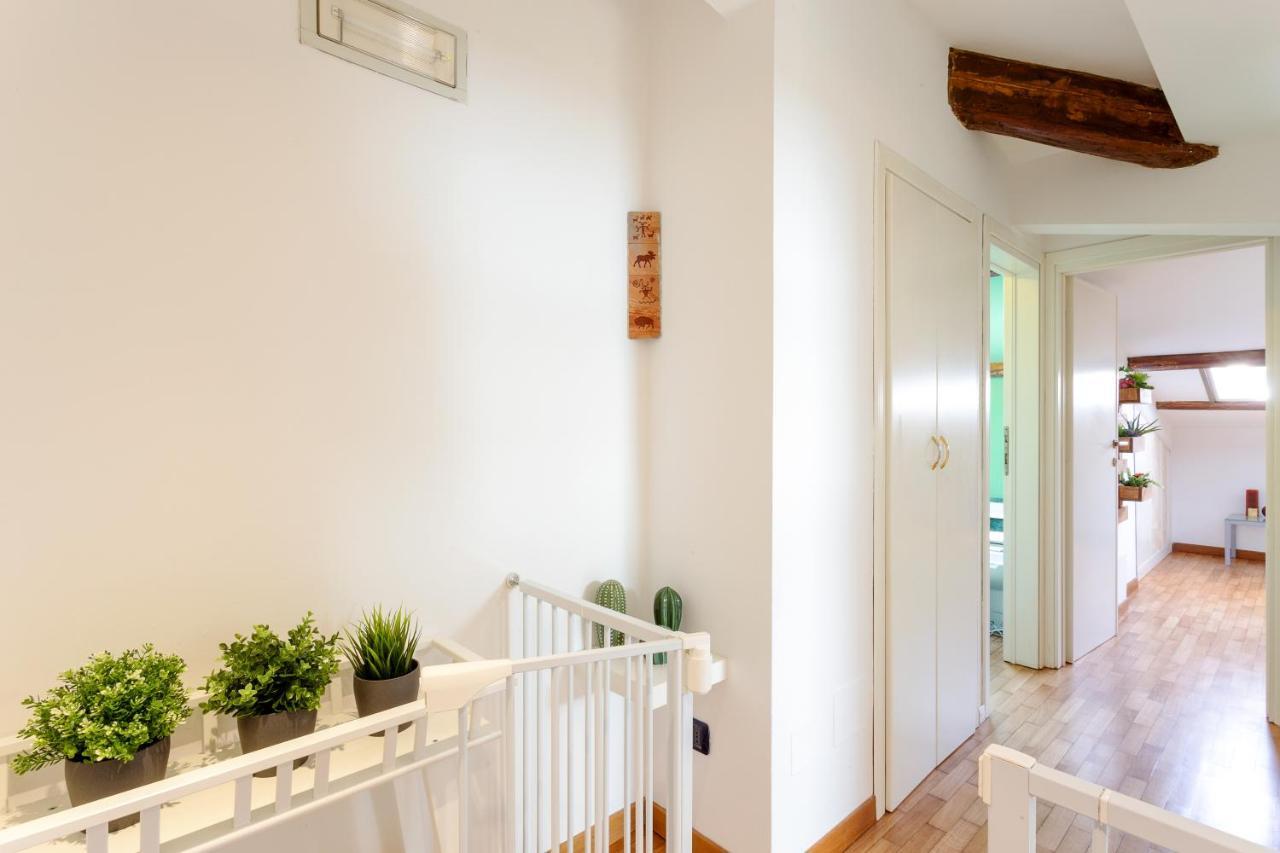 Casa Ginevra - 3 Minutes Walk From The Sea Apartment ลีวอร์โน ภายนอก รูปภาพ